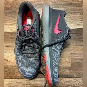 Nike Women’s Flex Supreme TR6 Training Shoes Size 8
